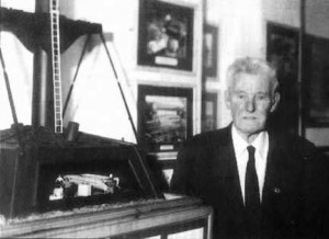 Joe Murphy with the Bell model